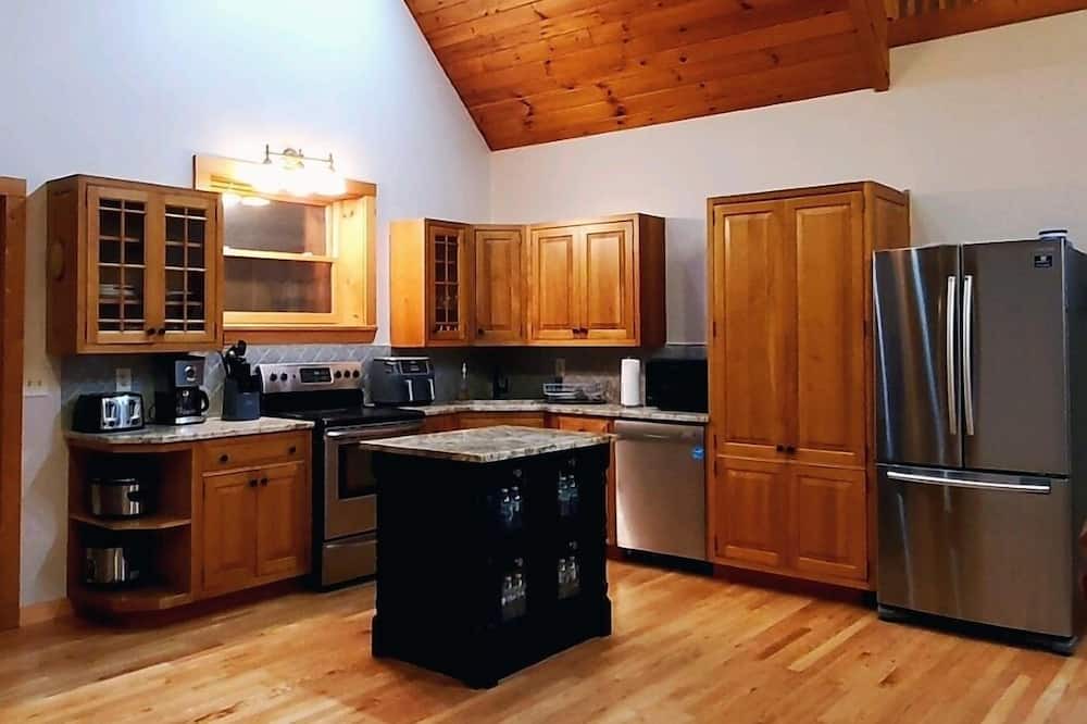 Photo of Others in Round Top