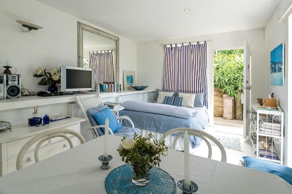 Photo of Others in Surfdale