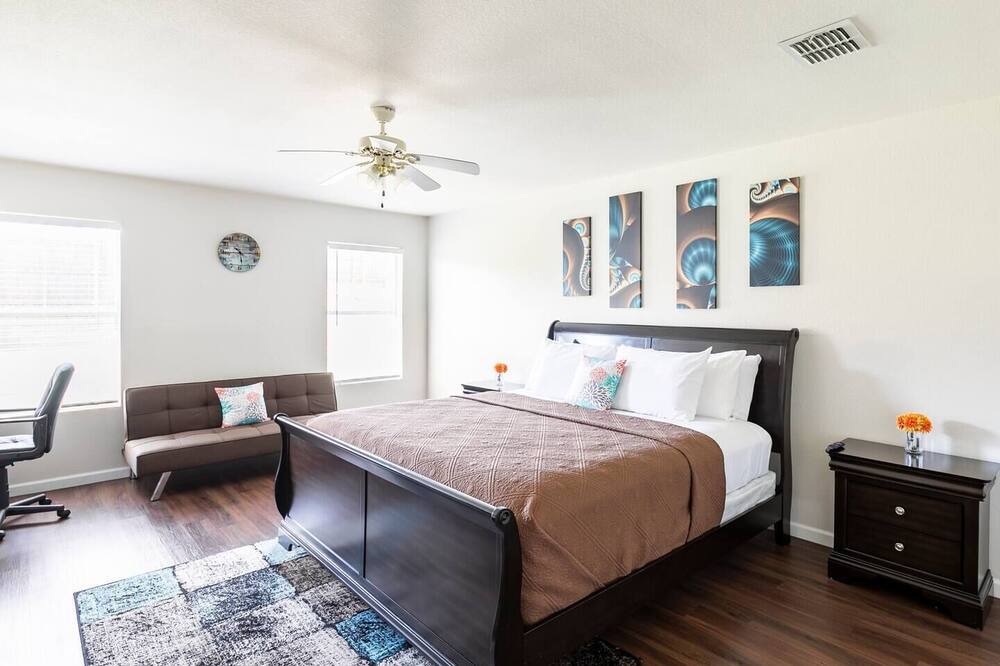 Photo of Bedroom in Little Elm