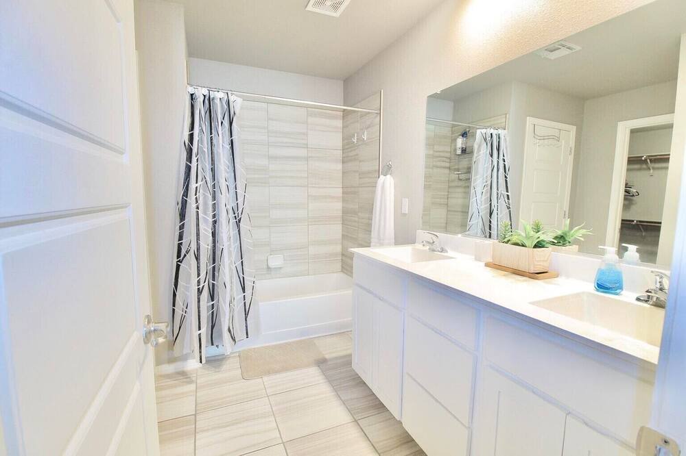 Photo of Bathroom in Socorro