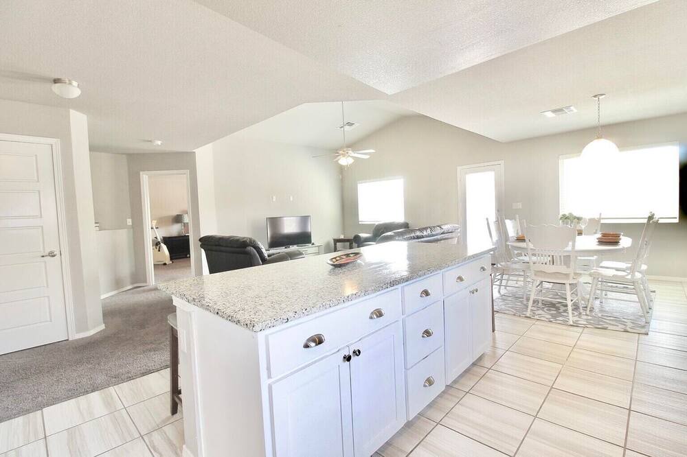 Photo of Kitchen in Socorro
