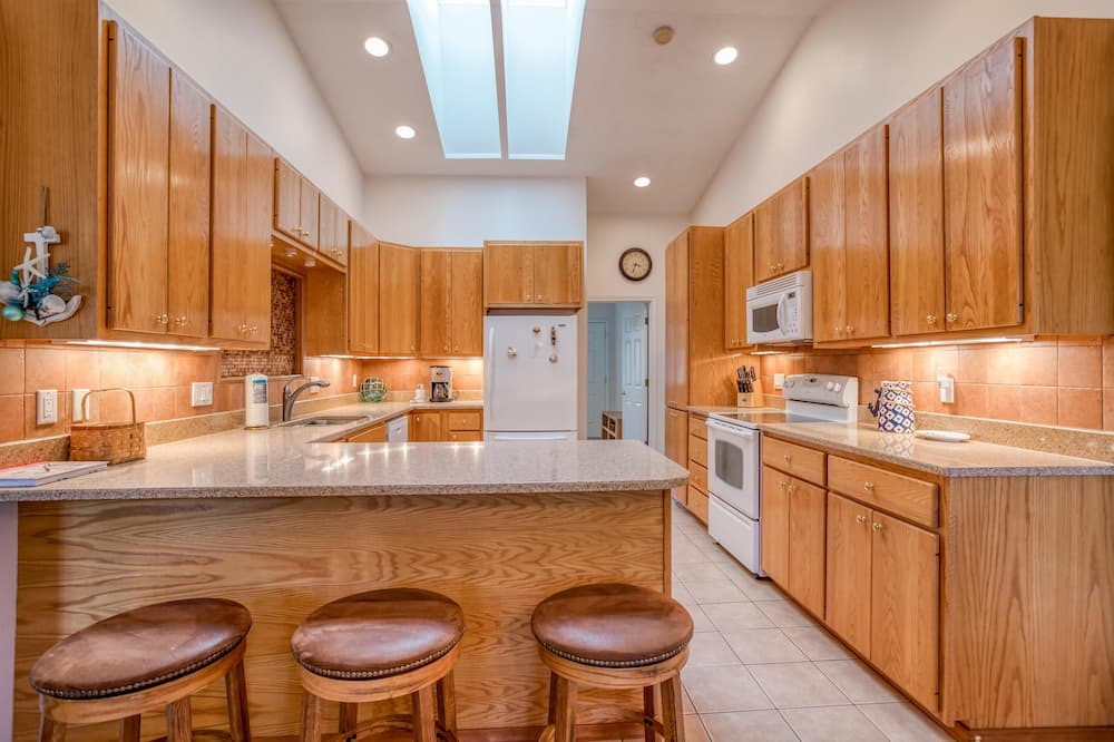 Photo of Kitchen in Beverly Beach