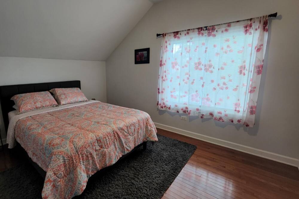 Photo of Bedroom in Kenosha