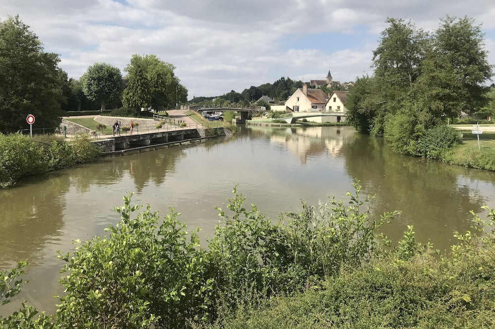 Photo of Outdoor in Rogny-les-Sept-Ecluses