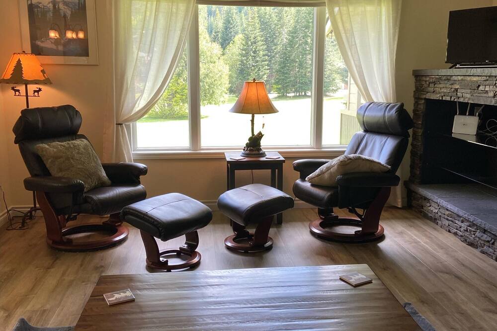 Photo of Others in Leavenworth