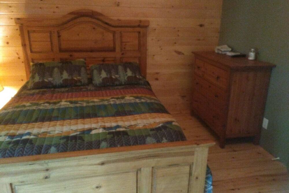 Photo of Bedroom in Duhamel