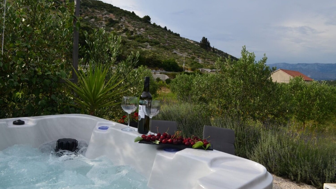 Photo of Outdoor in Dol