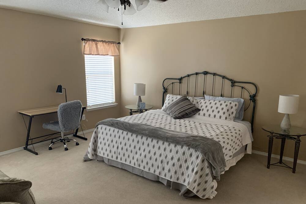Photo of Bedroom in Lubbock