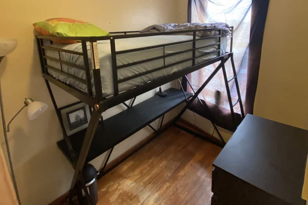 Photo of Bedroom in Brownsville