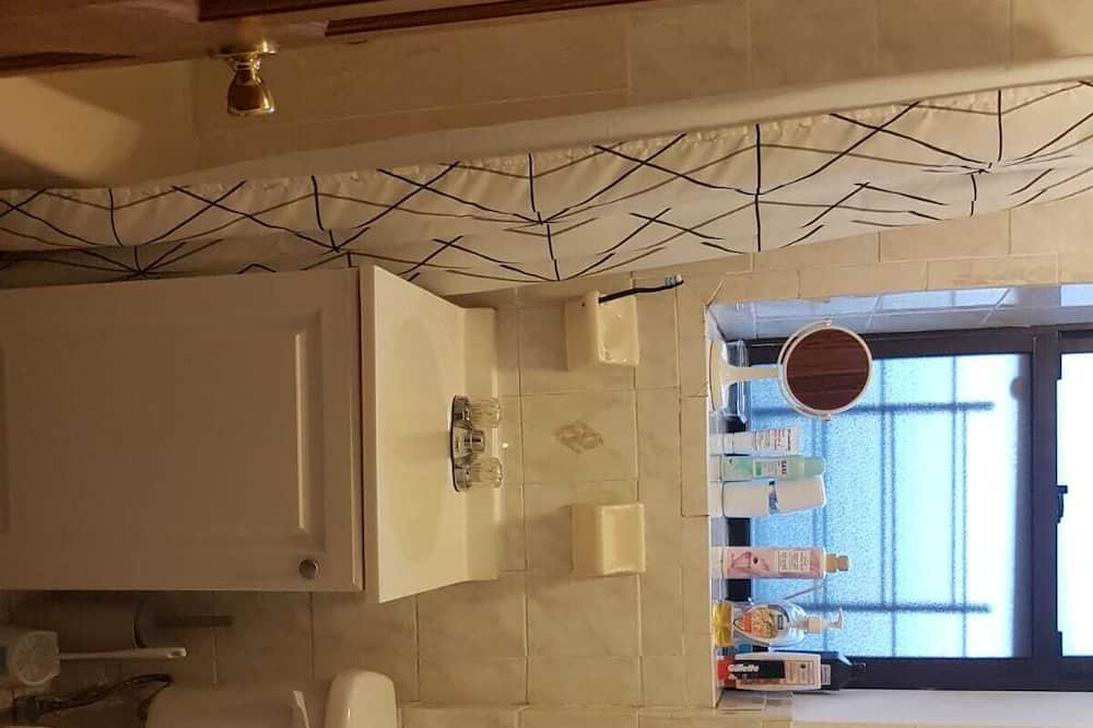 Photo of Bathroom in Brownsville