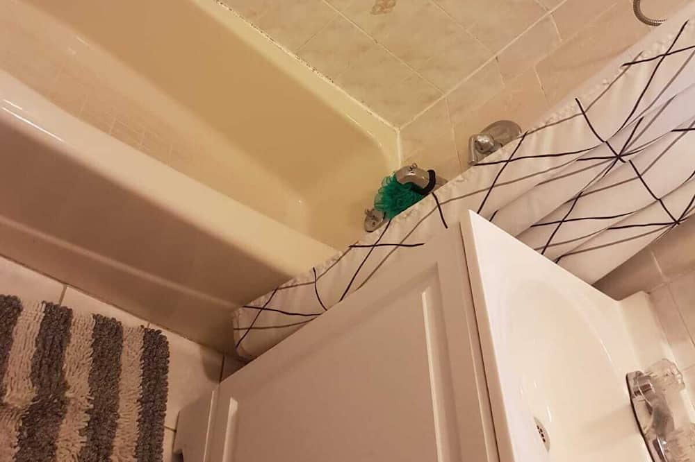 Photo of Bathroom in Brownsville