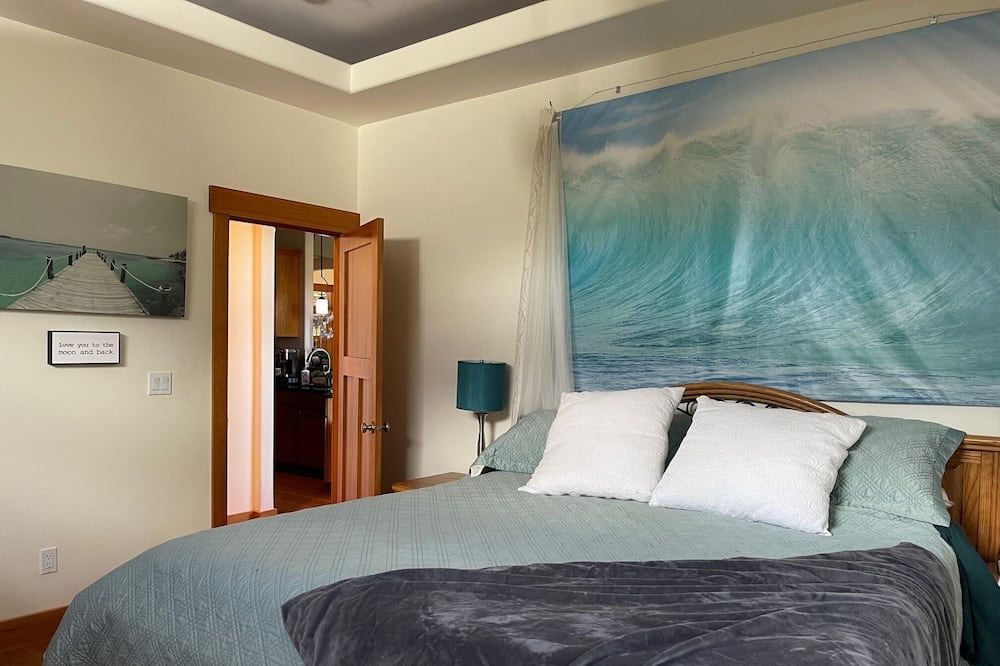 Photo of Bedroom in Hood River