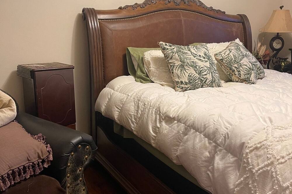 Photo of Bedroom in Hood River