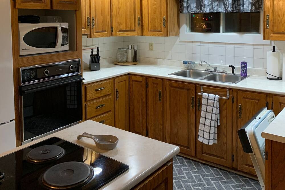 Photo of Kitchen in Gander
