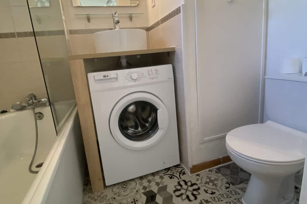 Photo of Bathroom in Saint-Vallier-de-Thiey