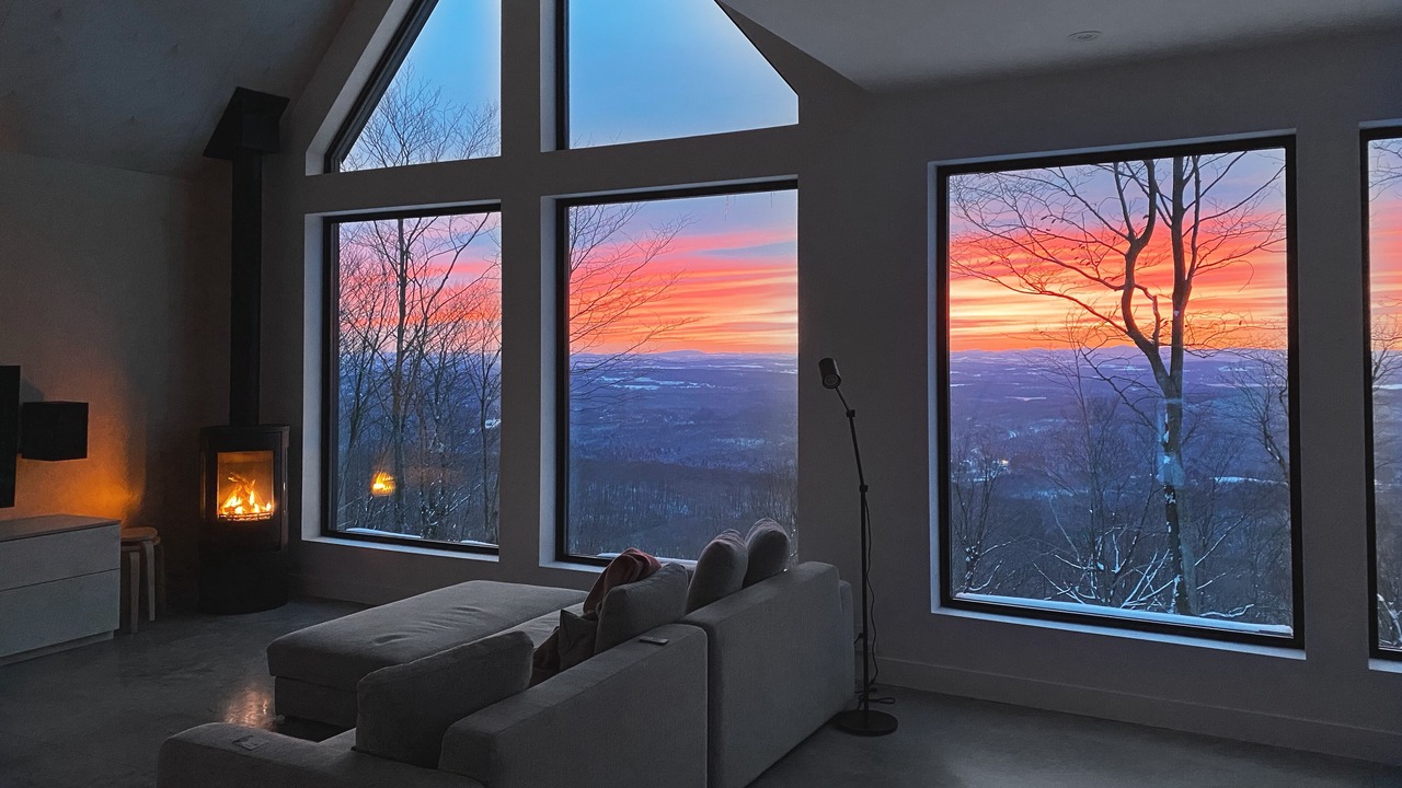 Photo of Livingroom in Saint-Etienne-De-Bolto