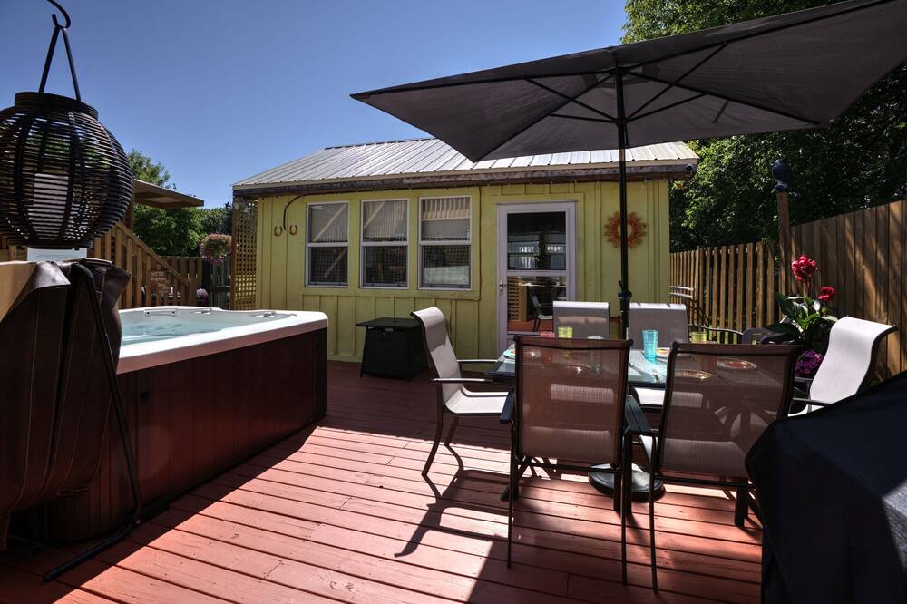 Photo of Patio Balcony in Rideau Heights