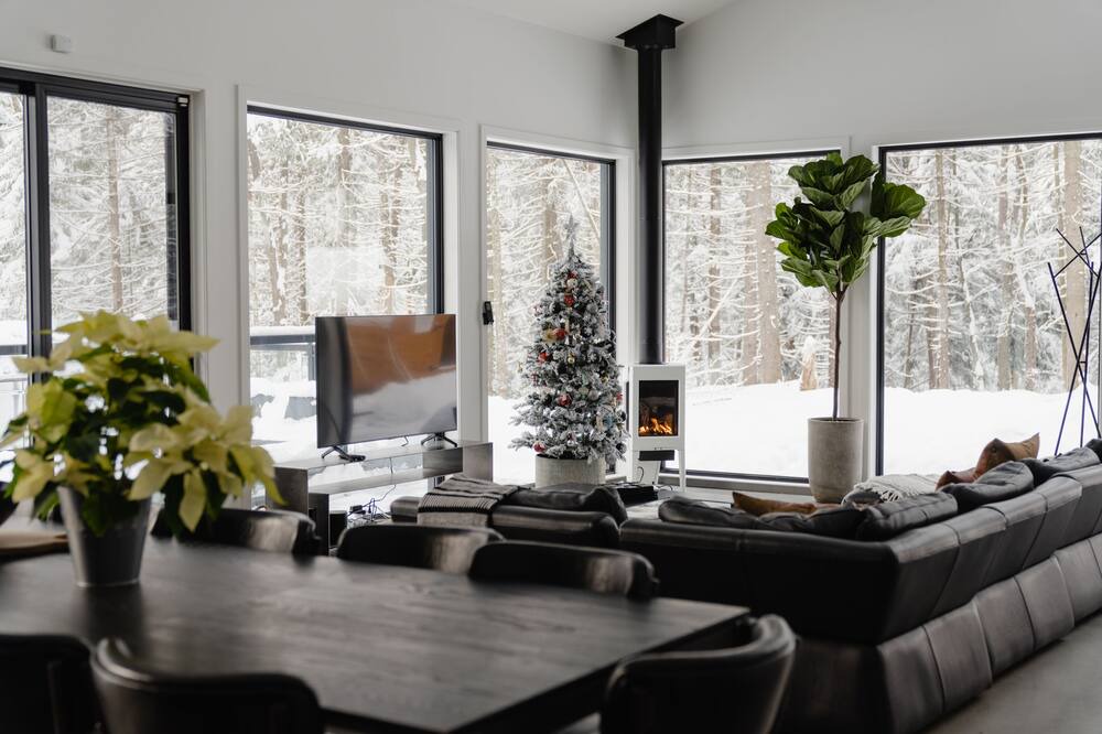 Photo of Livingroom in Morin Heights