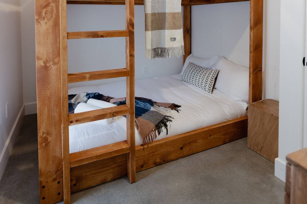 Photo of Bedroom in Morin Heights