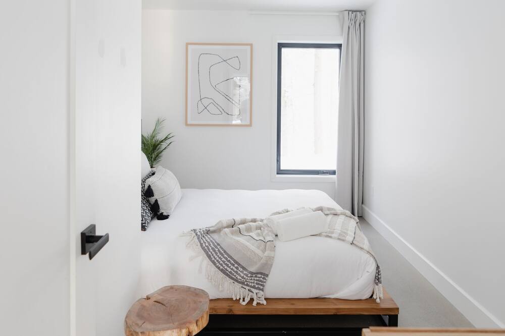 Photo of Bedroom in Morin Heights