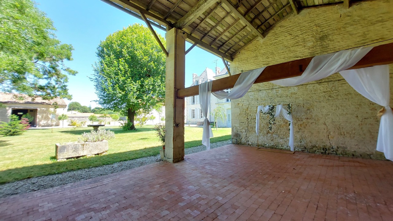 Photo of Patio Balcony in Marsais