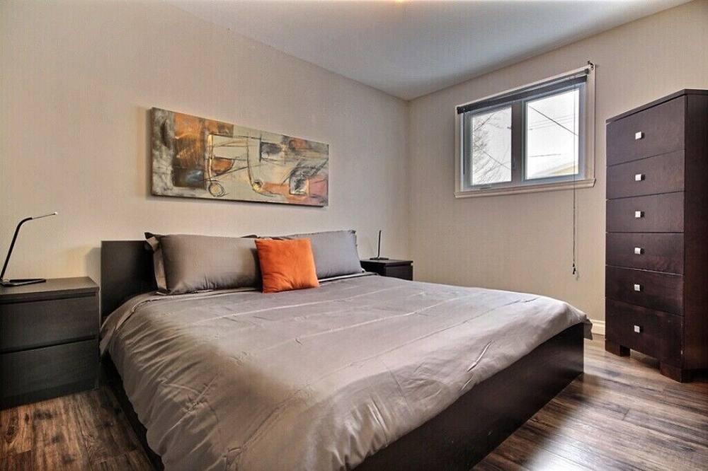Photo of Bedroom in Loretteville