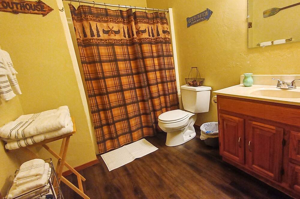 Photo of Bathroom in Ponca City