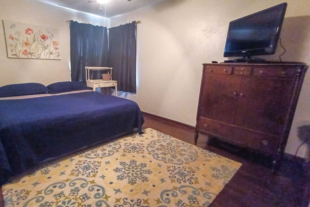 Photo of Bedroom in Ponca City