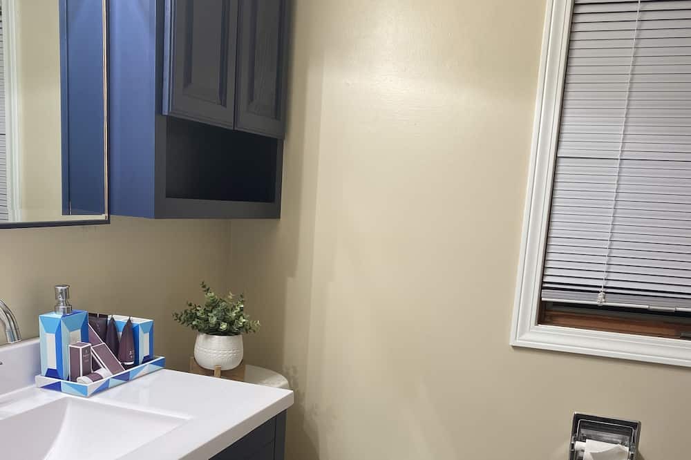 Photo of Bathroom in Corn Hill