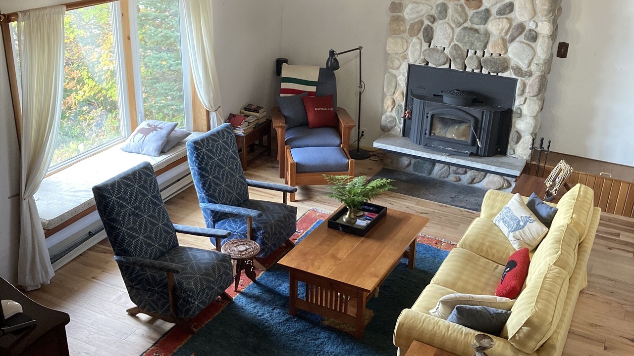 Photo of Livingroom in Broadbent