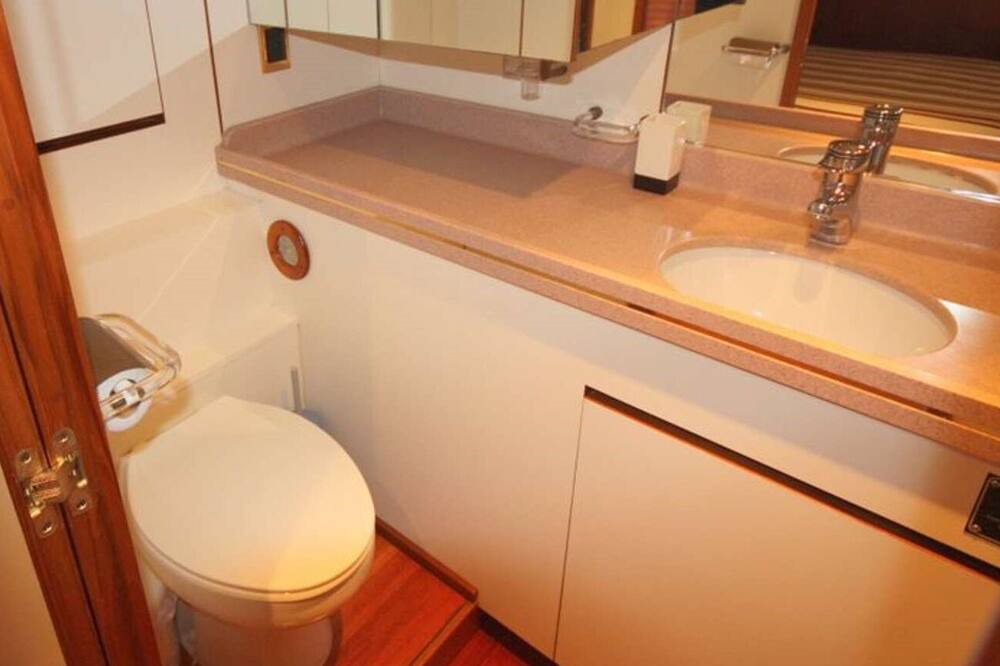 Photo of Bathroom in Saint-Tropez City Centre