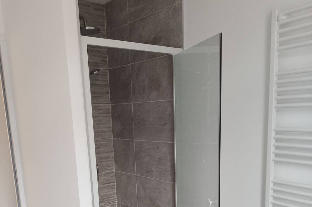 Photo of Bathroom in Valenciennes