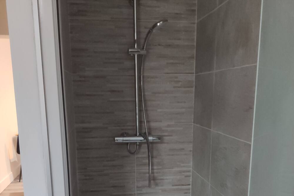 Photo of Bathroom in Valenciennes