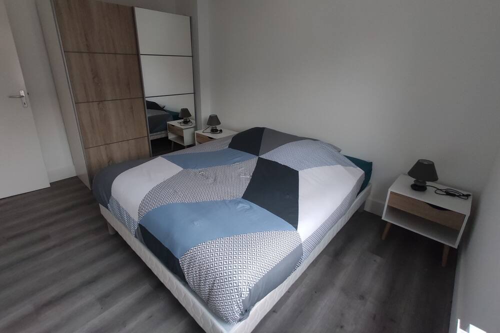 Photo of Bedroom in Valenciennes