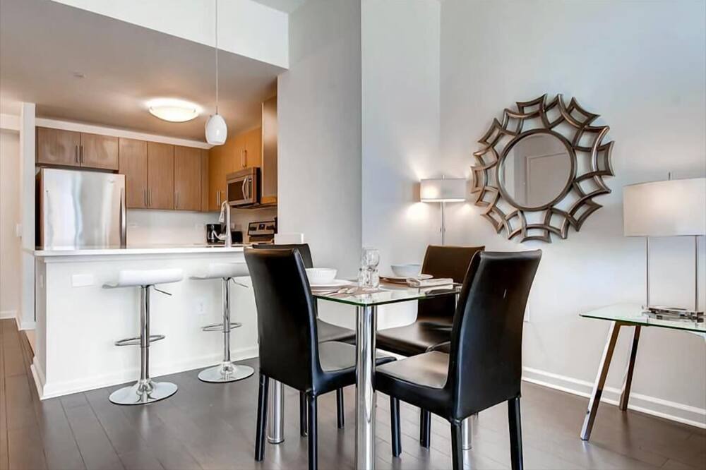 Photo of Livingroom in Hudson Exchange