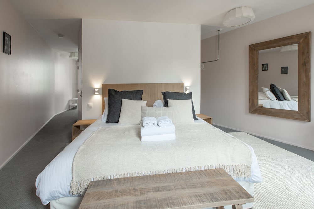 Photo of Bedroom in Beaune City Centre