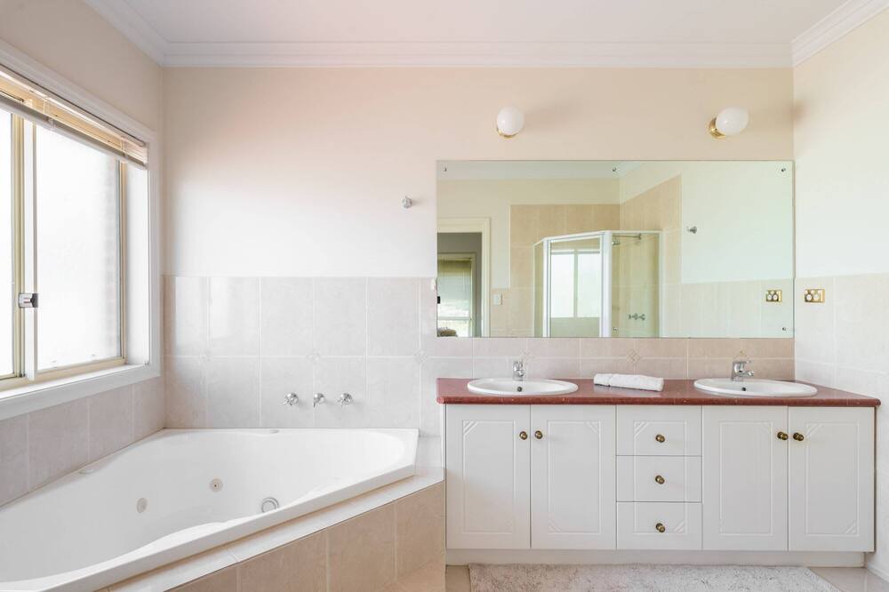 Photo of Others in Highbury