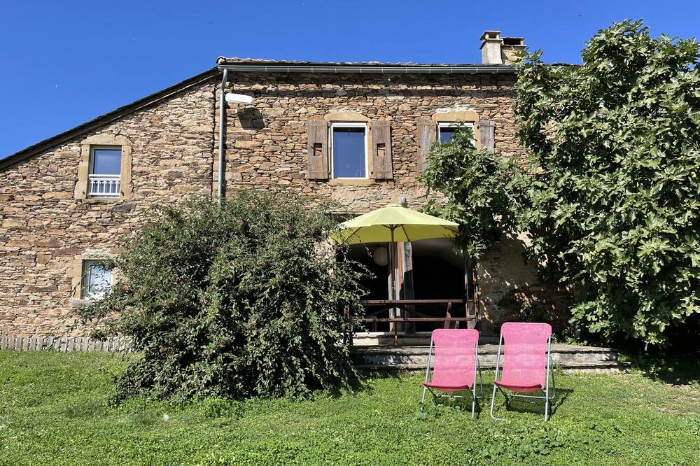 Photo of Outdoor in Connac