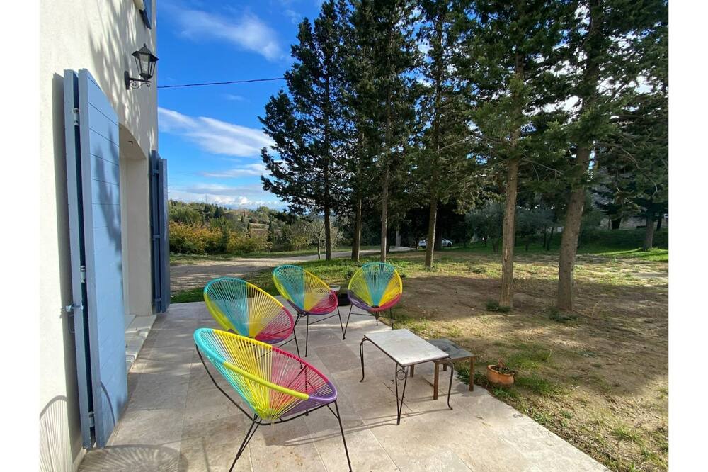 Photo of Patio Balcony in Pujaut