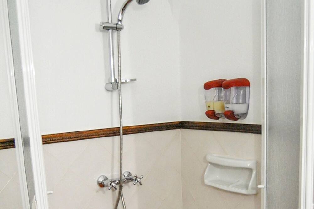 Photo of Bathroom in Anora