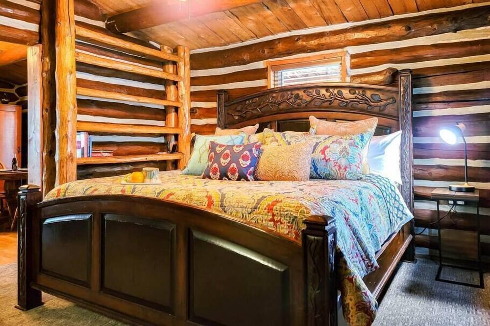 Photo of Bedroom in Eden