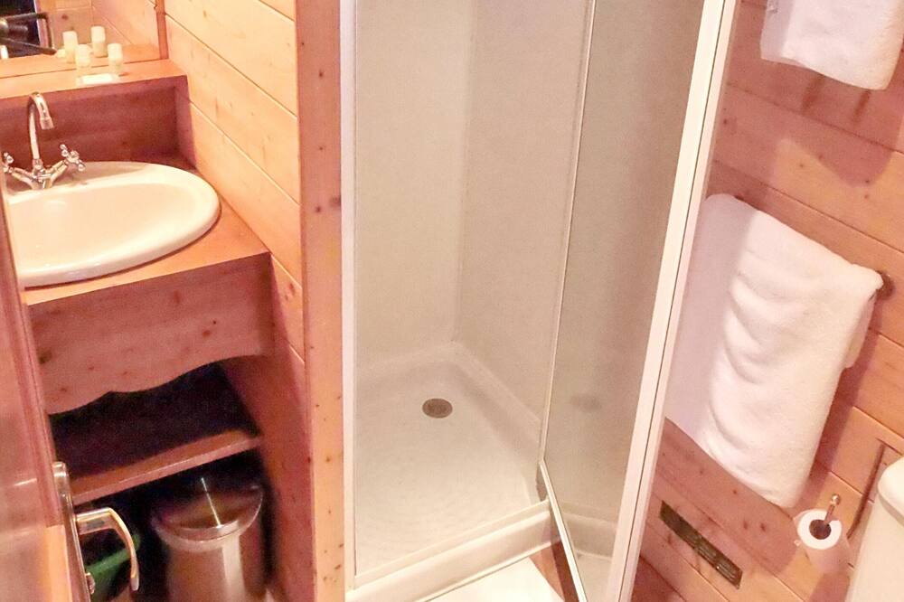 Photo of Bathroom in Pauilhac