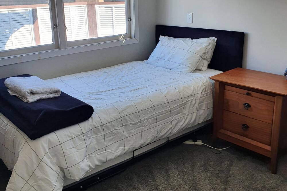 Photo of Bedroom in Greerton