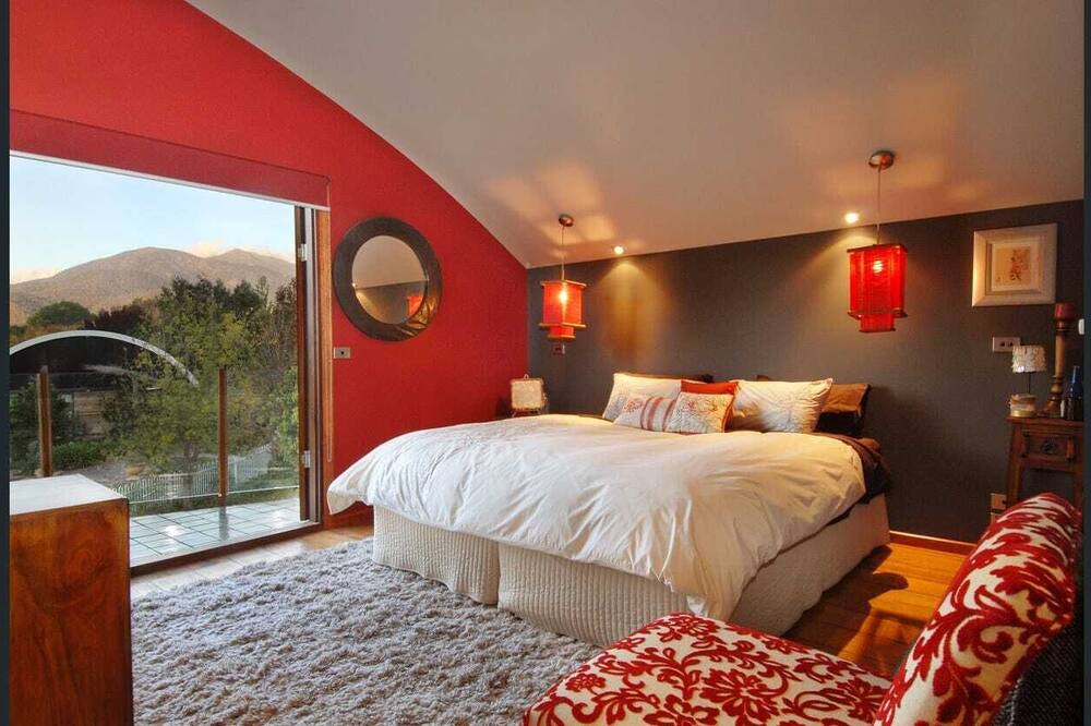 Photo of Bedroom in Mount Beauty
