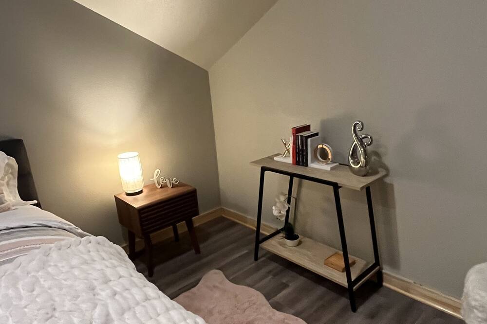 Photo of Bedroom in Tyler