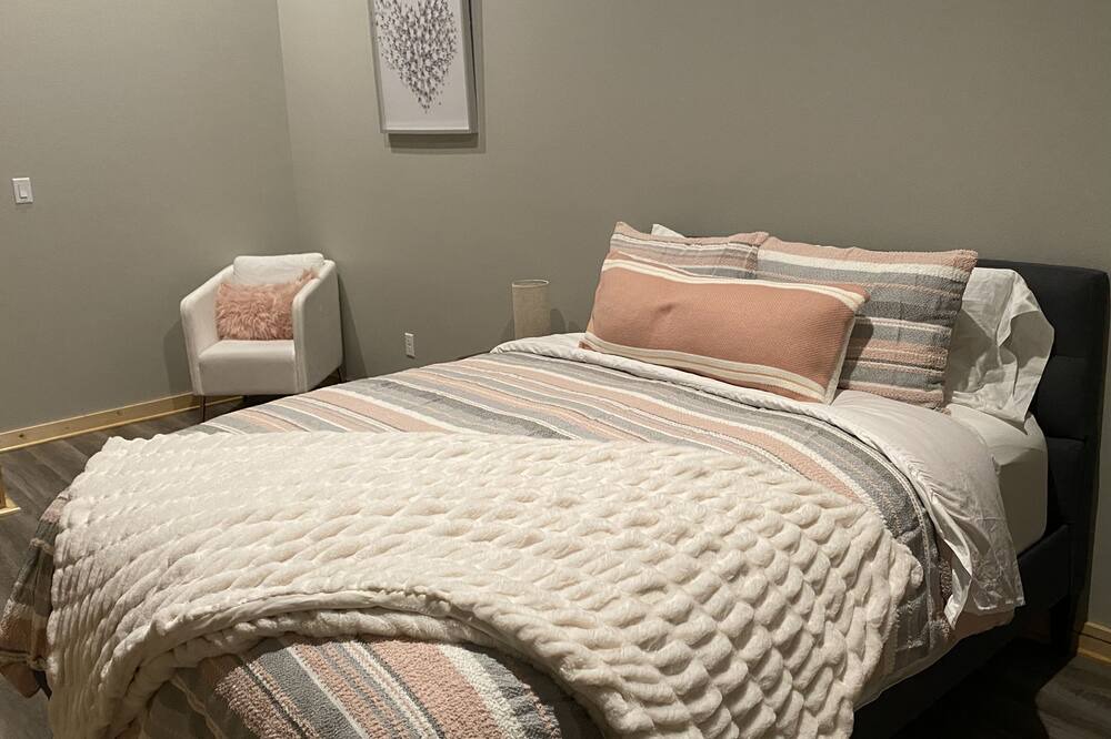 Photo of Bedroom in Tyler