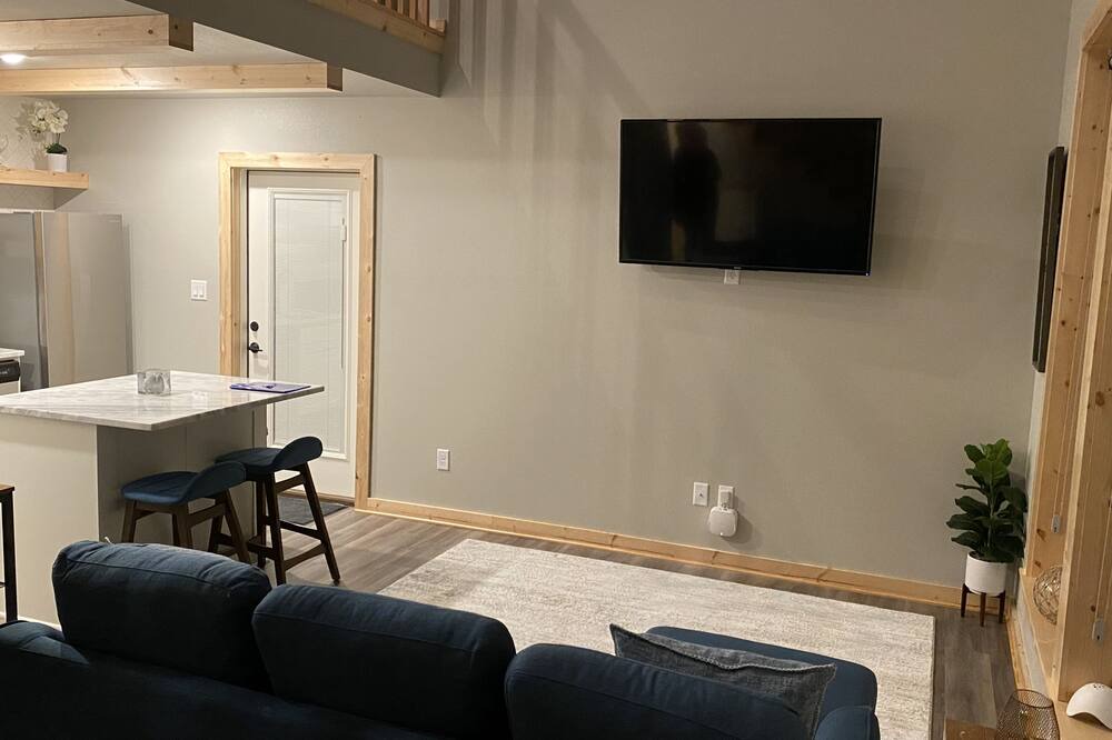 Photo of Livingroom in Tyler