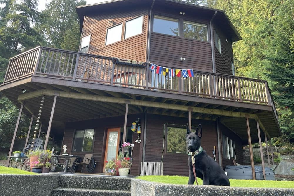 Photo of Outdoor in Oak Harbor