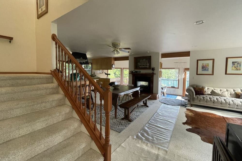 Photo of Others in Oak Harbor