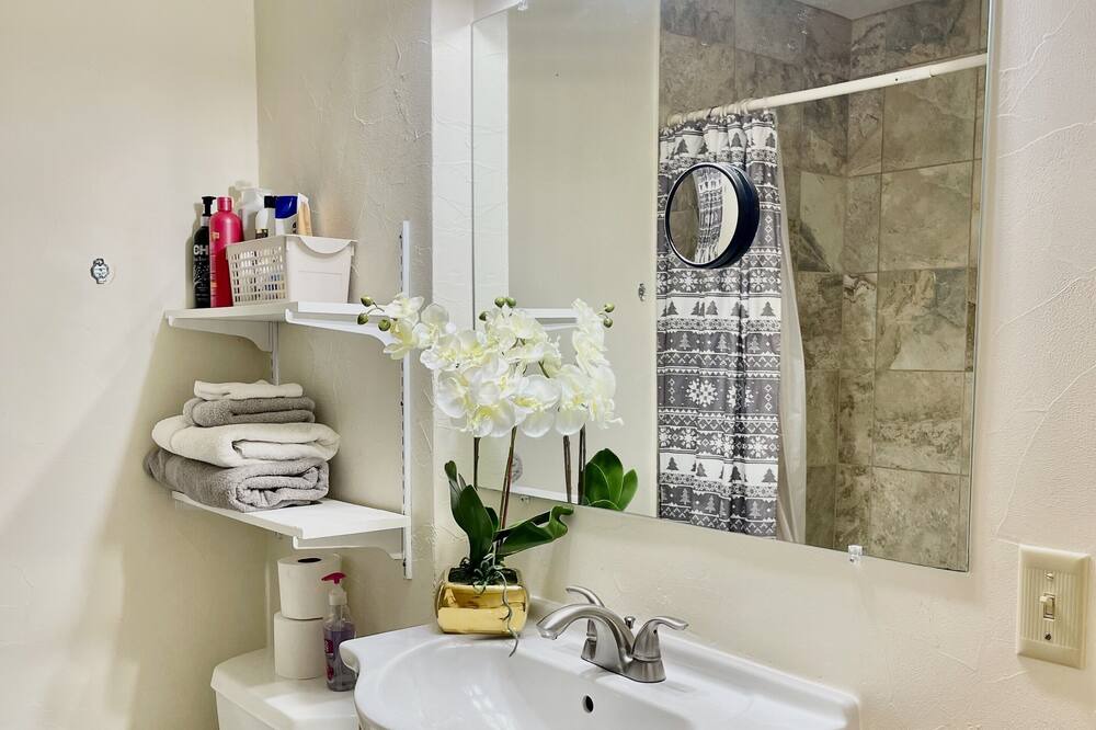 Photo of Bathroom in Haller Lake